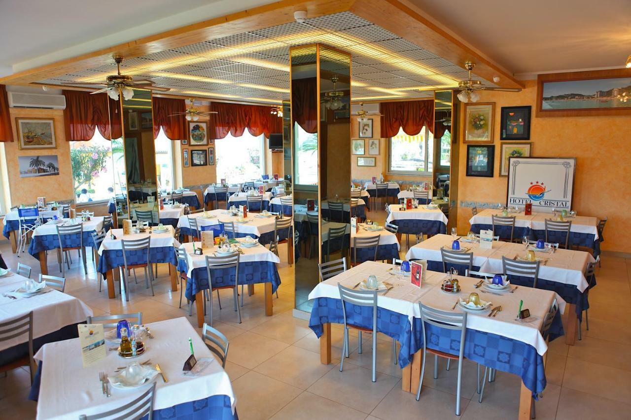 Hotel Cristal Cupra Marittima Zewnętrze zdjęcie